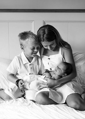 7H9A7319bw.jpg